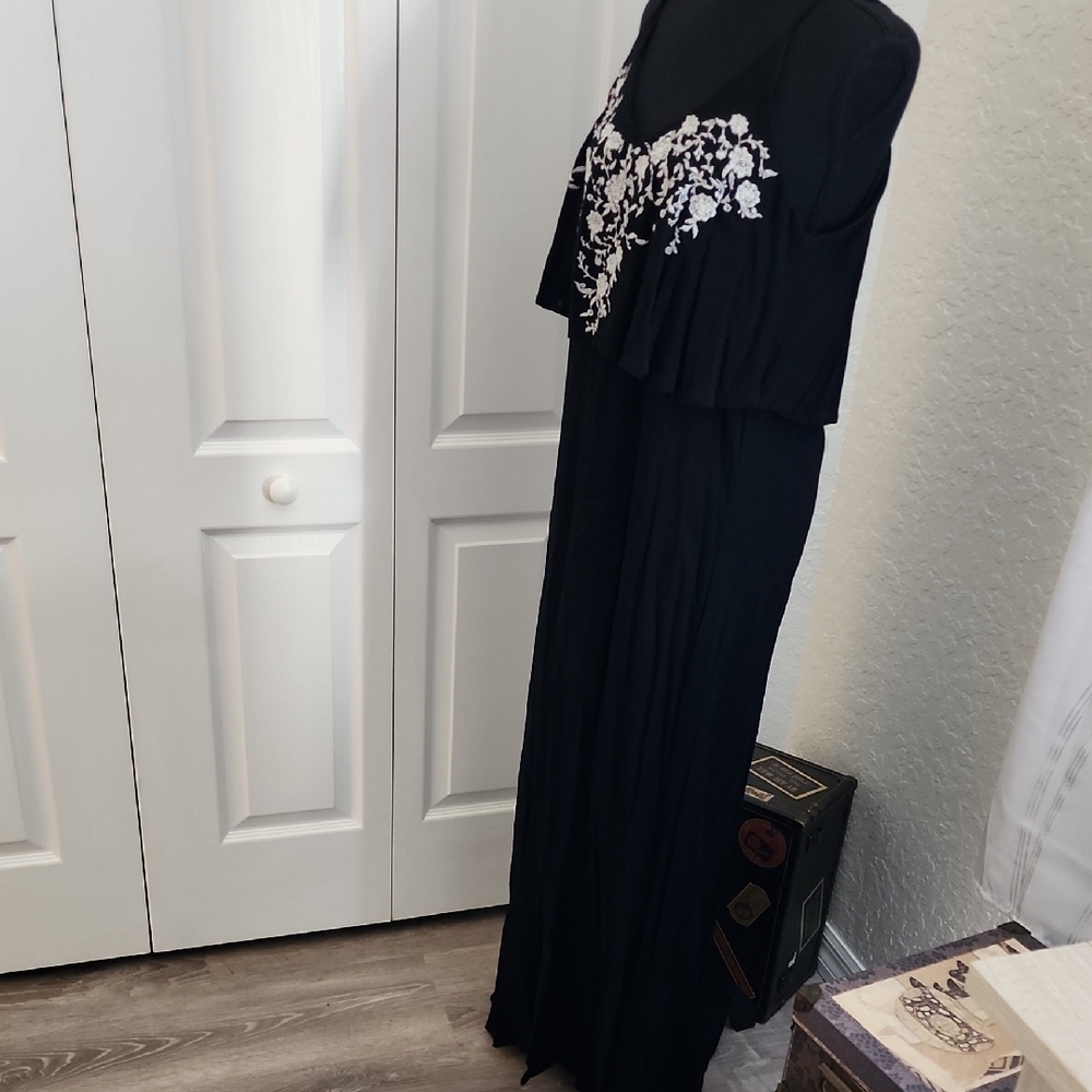 Black Maxi Dress with Floral Detail - Picture 15 of 17